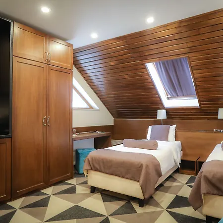 Royal Boutique Hotel Poiana Brasov-2
